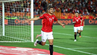 أول تعليق من مصطفى محمد بعد زيارته لنادي الزمالك