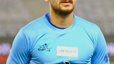 بسبب كورونا.. حارس المصري يعلن اعتزاله على الهواء