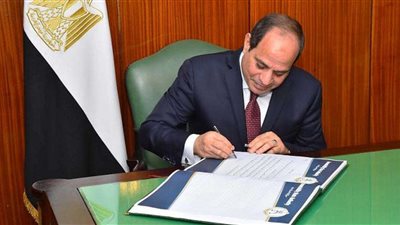 الرئيس السيسي يوقع قانون إعادة تنظيم الهيئة العامة للنقل النهري