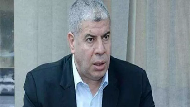 شوبير يكشف مفاجأة في رحيل رمضان صبحى عن الأهلى