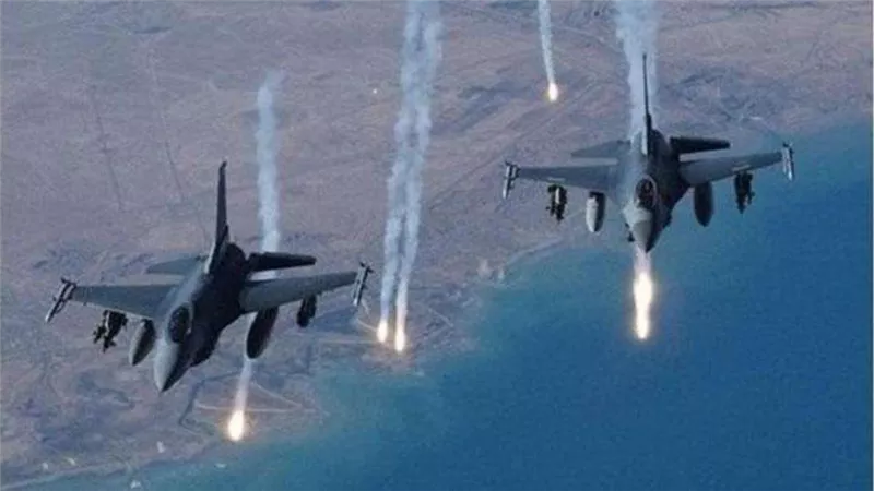غارات إسرائيلية وقصف مدفعى على غزة فجرًا