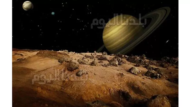 اقتران القمر ولؤلؤة الشمس.. ظاهرة فلكية نادرة في سماء مصر في هذا التوقيت