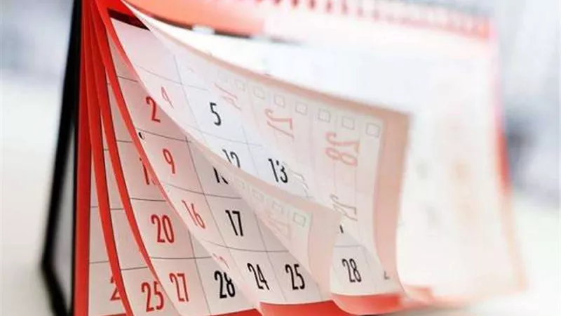 فرحة للموظفين.. مواعيد الإجازات والعطلات الرسمية في عام 2023