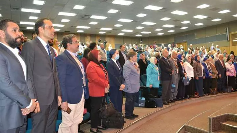 انطلاق أعمال المؤتمر الدولي لقسم أمراض الباطنة بـ «طب الإسكندرية»
