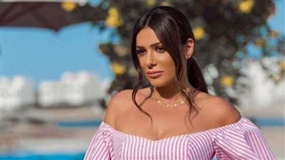 بـ قبعة وملابس البحر.. إنجي المقدم تبهر متابعيها في أحدث ظهور لها (صور)