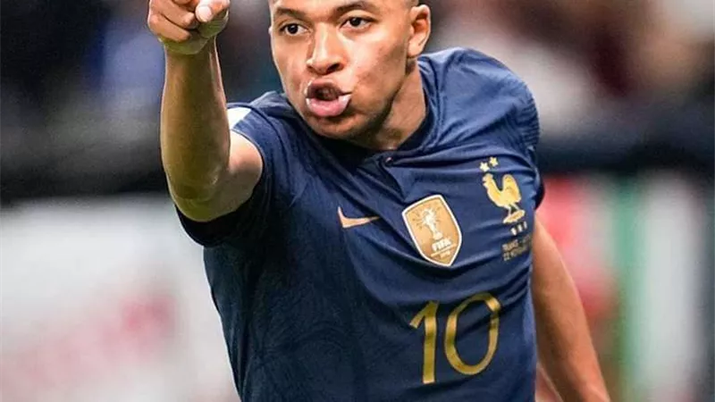 كأس العالم 2022.. مبابي يحطم 5 أرقام قياسية جديدة
