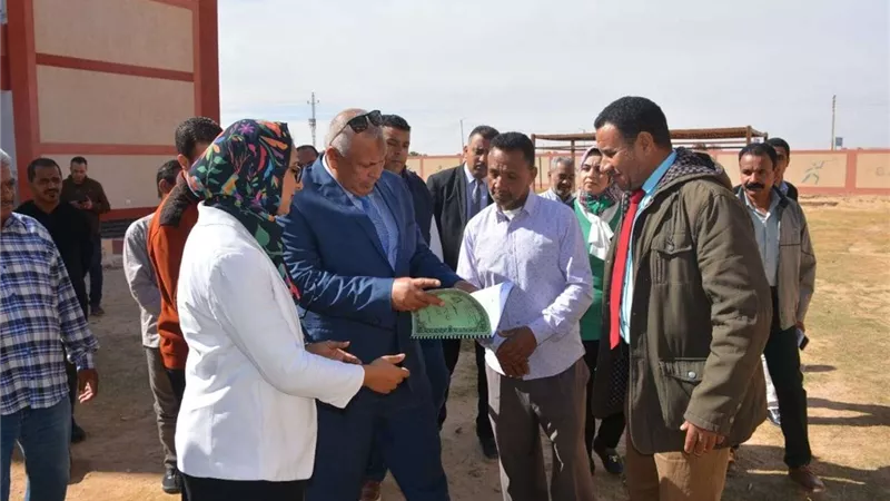 استبعاد مدير مدرسة وإحالة 3 مسئولين بها للتحقيق بالوادي الجديد