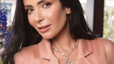 بإطلالة أنيقة.. شاهد أحدث ظهور لمنى زكي