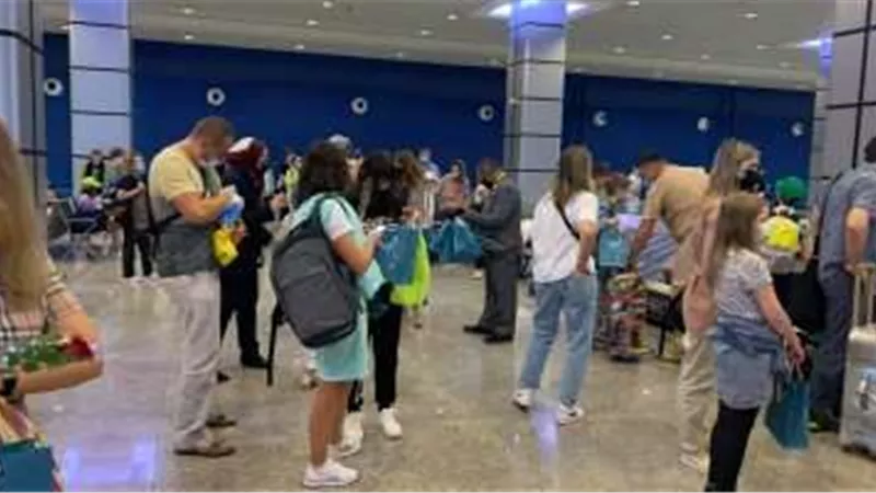 مطار الغردقة الدولي يستقبل 87 رحلة طيران تقل 13500 سائح
