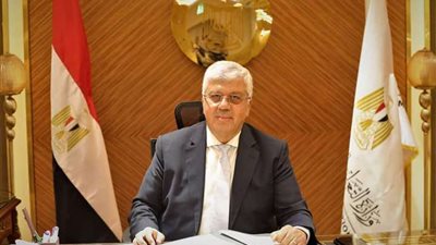 قرارًا وزاريا بإغلاق كيانين وهميين بمحافظة القاهرة