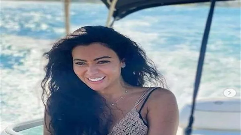بإطلالة ساحرة .. ميرهان حسين تخطف قلوب متابعيها