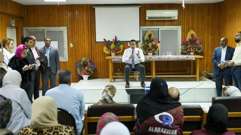 وزير الصحة: الدولة لن تسمح بمساس كرامة أبنائها من الفرق الطبية
