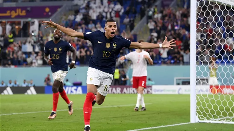 كيليان مبابي يحصل على جائزة أفضل لاعب بمباراة فرنسا أمام بولندا