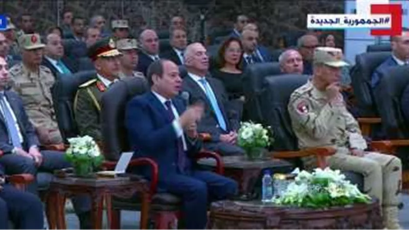 الرئيس السيسي: الدولة تعمل في كافة القطاعات.. والمعلومات متاحة للجميع