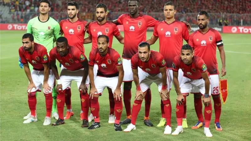 التعادل السلبي يحسم مجريات الشوط الأول بين الأهلي والجونة
