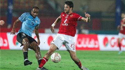 الأهلي يتقدم على غزل المحلة بهدفين في الشوط الأول
