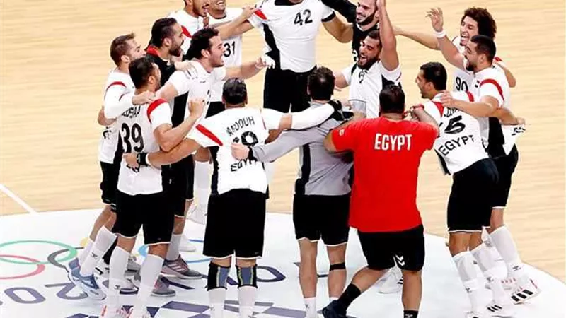 استعدادًا لبطولة العالم.. منتخب اليد يدخل معسكرًا مغلقًا بالغردقة بدون المحترفين