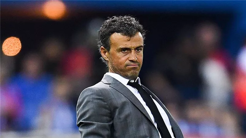 رسميًا.. لويس إنريكي خارج منتخب إسبانيا