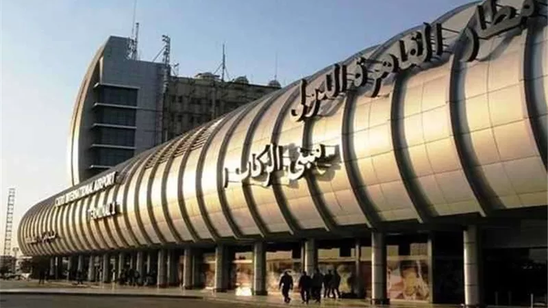 ضبط 3 ركاب على رحلات مختلفة بحوزتهم عقاقير مُدرجة في جداول المخدرات
