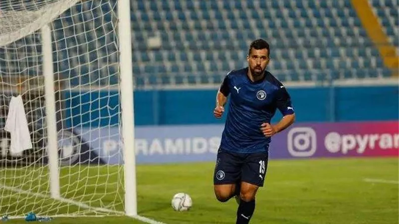 مدرب بيراميدز يستبعد عبدالله السعيد من مواجهه الزمالك