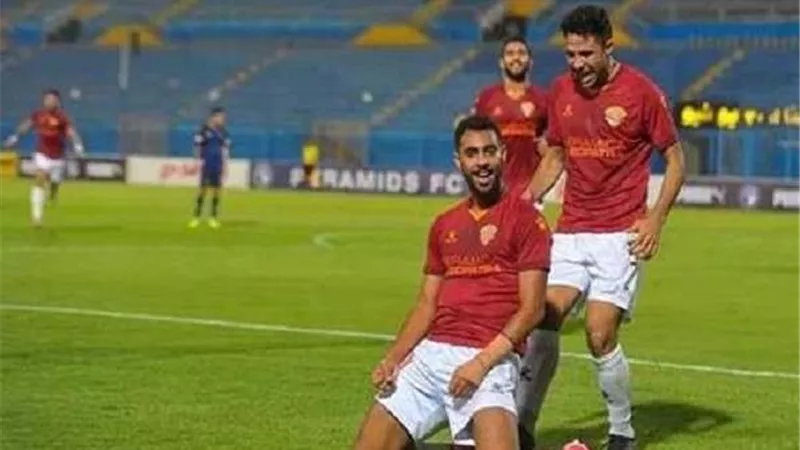 أحمد ياسر ريان يحصل على جائزة رجل مباراة سيراميكا وحرس الحدود