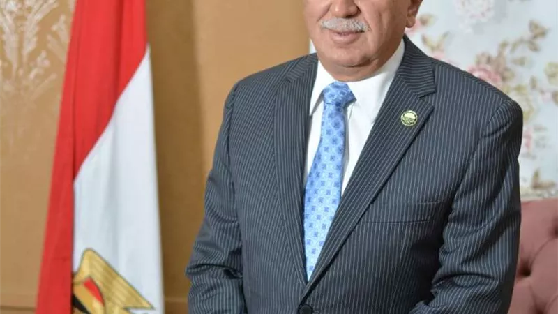 رئيس الغرفة التجارية بالإسماعيلية يناشد التجار بتدوين سعر المستهلك على العبوات