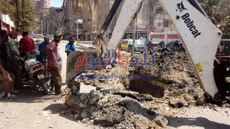 رئيس مدينة المحلة يتابع العمل بالمنطقة الصناعية