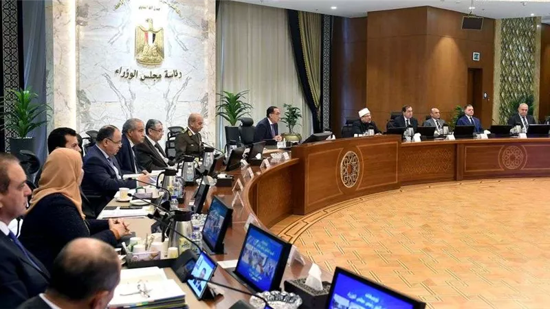 الوزراء يوافق على 12 قرارا خلال الاجتماع بالعاصمة الإدارية