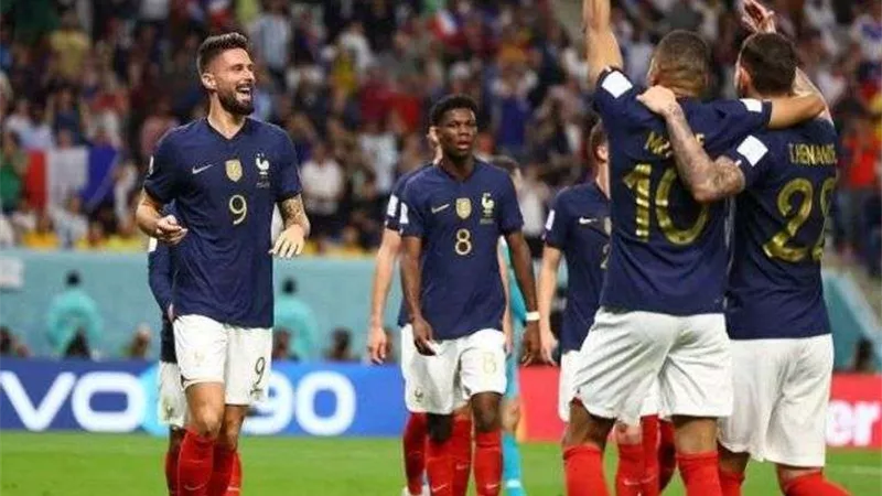 فرنسا تهز شباك المغرب بالهدف الأول