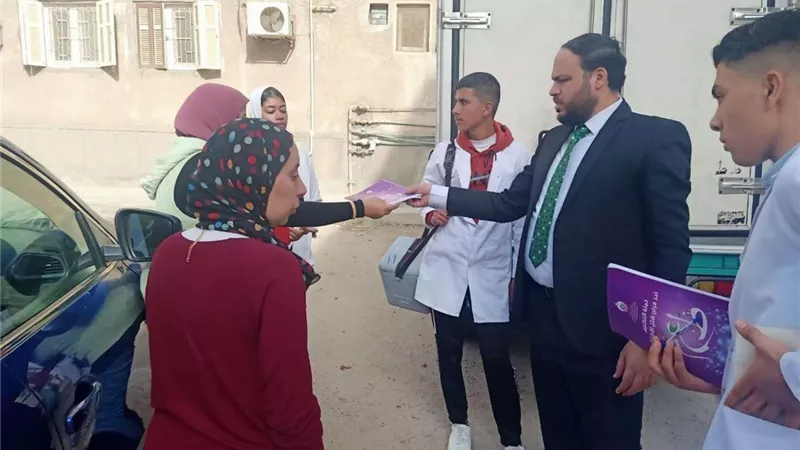 وكيل الصحة بالإسماعيلية يتابع حملة شلل الأطفال بالقرى الريفية