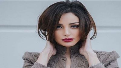 زوجة تامر حسني تُشارك جمهورها بصورة جديدة لها على 