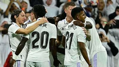 لماذا أعلن ريال مدريد التعاقد مع موهبة بالميراس في 2024 وليس في الميركاتو القادم؟