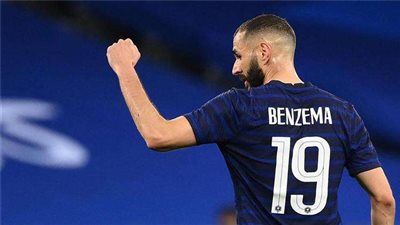 ريال مدريد يوافق على انضمام بنزيما لخوض نهائي كأس العالم 2022 مع منتخب فرنسا