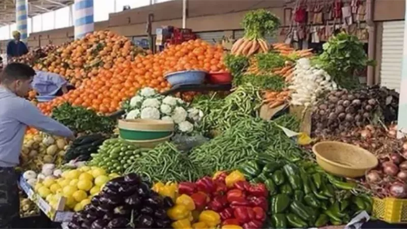 استقرار أسعار أغلب الأصناف الخضراوات و الطماطم  بـ 5 جنيهات اليوم الأحد