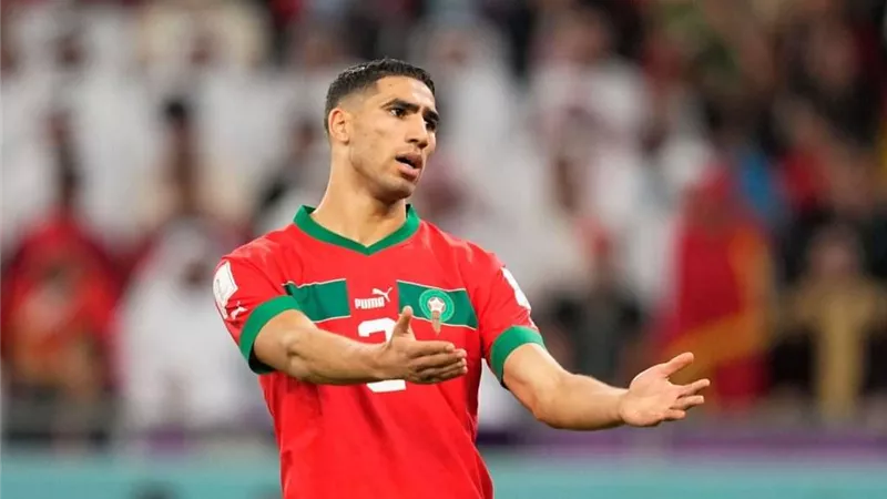 أول رد من حكيمي بعد غضبه في وجه رئيس الفيفا عقب الخسارة