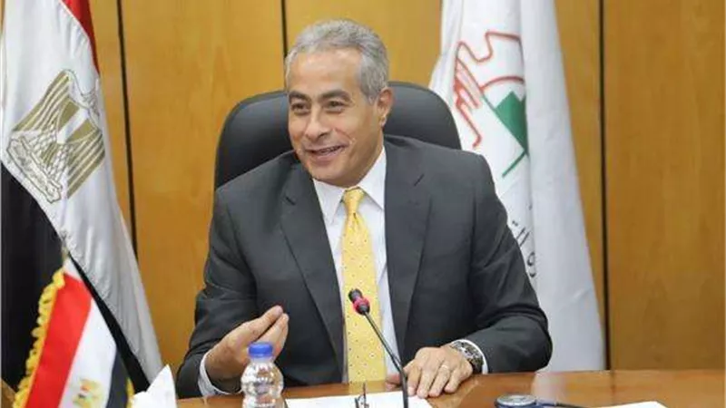توجيها وزاريا بسرعة الانتهاء من رقمنة خدمات القوى العاملة