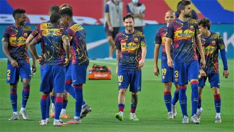 موهبة برشلونة يدخل تاريخ إسبانيا بهدف رائع (فيديو)