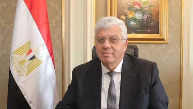 وزير التعليم العالي يغادر إلى المغرب للمشاركة في الدورة 43 للمجلس التنفيذي للإيسيسكو