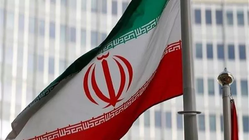 وزير خارجية إيران : ندعم عراقاً موحداً ومستقراً ومتطوراً