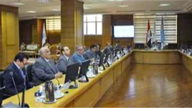 مجلس عمداء جامعة كفر الشيخ: يوجة بضرورة تعزيز الوعي الوطني لدى الطلاب