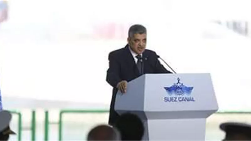 ربيع: الدستور والشعب المصرى يحميان قناة السويس