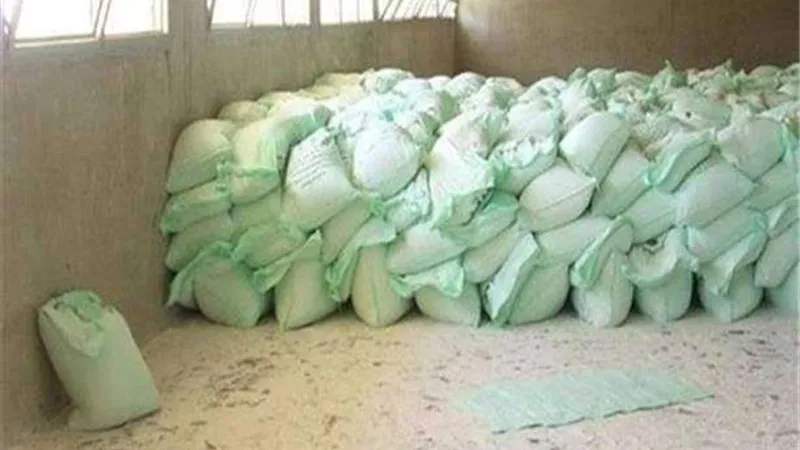 ضبط 210 طن أعلاف مجهولة المصدر بالمنوفية