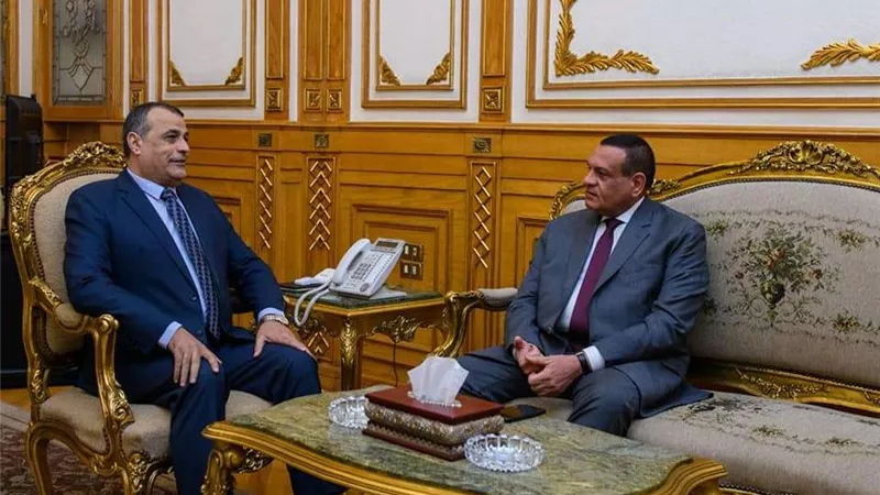هشام آمنة: الحكومة تسابق الزمن للإسراع في تنفيذ خطة منظومة المخلفات