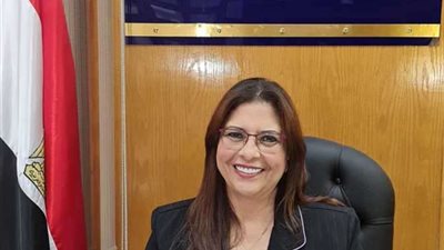 عضو بالشيوخ متسائلة: ما خطة الحكومة لتطوير الإنترنت بالجامعات؟