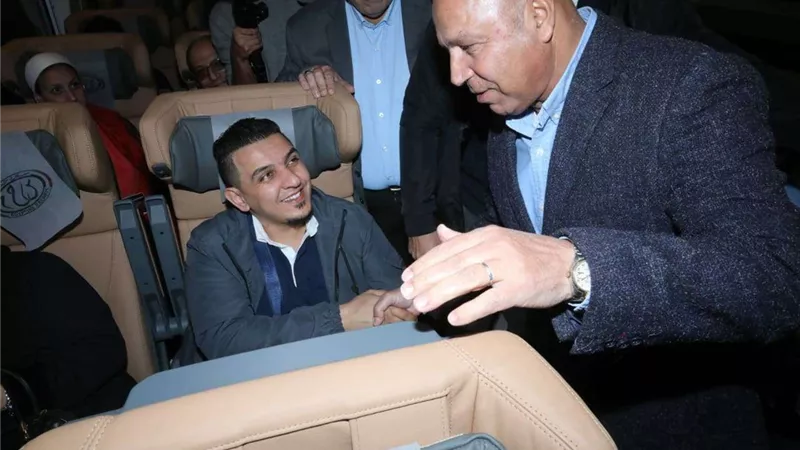 وزير النقل يشهد انطلاق أولى رحلات قطارات تالجو الفاخرة | صور