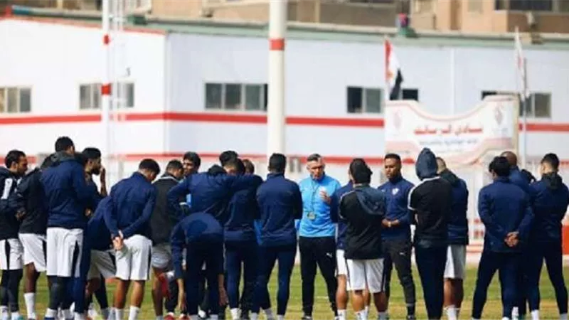محاضرة فنية لنجوم الزمالك قبل مواجهة الإنتاج الحربي