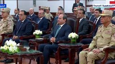 بدء افتتاح مشروعات جديدة بمجمع الصناعات الكيماوية بحضور الرئيس السيسي
