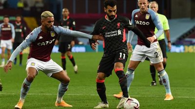 ليفربول يكتسح أستون فيلا بثلاثية في الدوري الإنجليزي