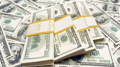 سعر الدولار اليوم الثلاثاء في بداية التعاملات البنكية