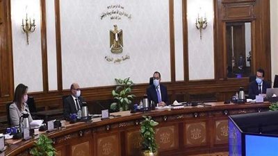 مدبولي يتابع الخطة الإعلامية والتوعوية للمشروع القومي لتنمية الأسرة المصرية